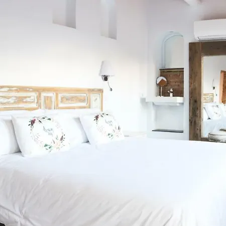 Pintores Rooms Apartamentos Turisticos Caces Exterior foto